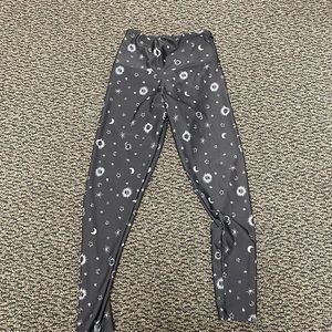Onzie stars and moon leggings